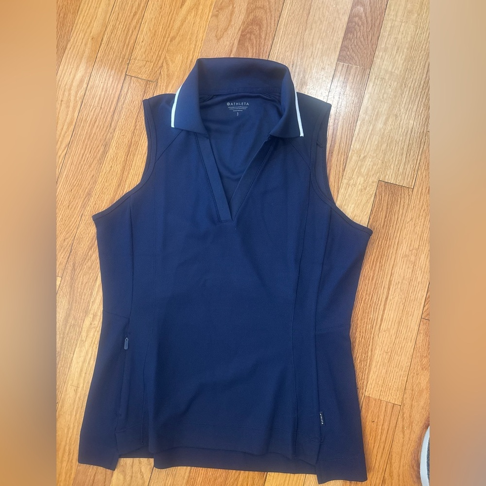 Athleta sleeveless polo size small